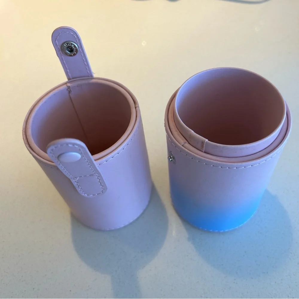 Makeup brush Cylinder Travel Holder